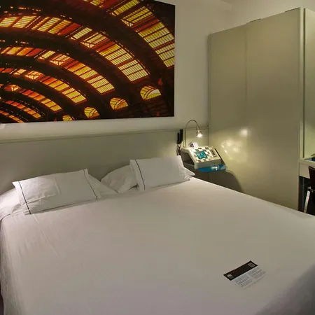 Sure By Western Milano Готель 4*